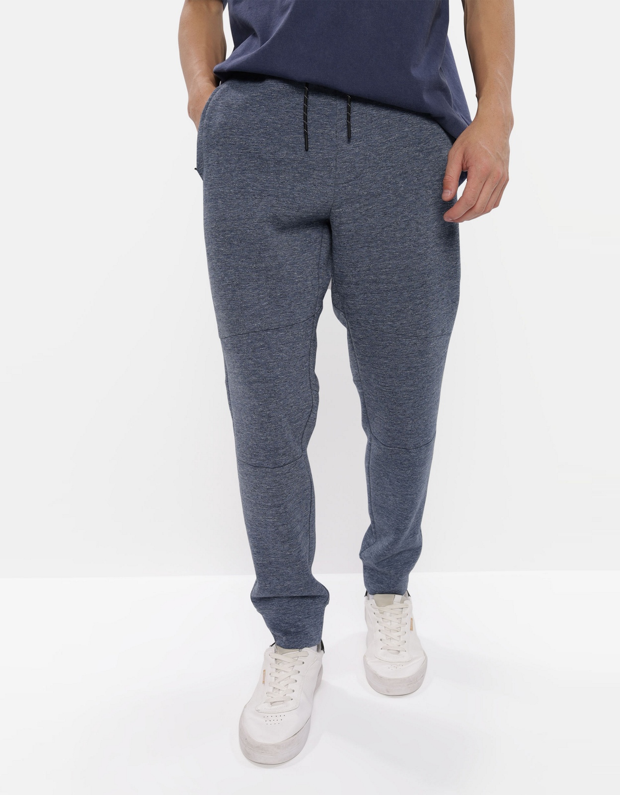 Shop AE 24/7 Good Vibes Jogger online | American Eagle Outfitters KSA
